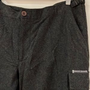 Woman’s DKNY wool crop pants,size14